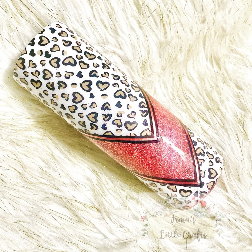 Leopard hearts v split